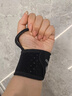 耐力克斯護腕保暖腱鞘炎扭傷手腕艾草發(fā)熱手腕熱敷腕關(guān)節勞損男女士護手套 闌夜黑色【艾草自熱/綁帶調節】 均碼【一對裝】 曬單實(shí)拍圖
