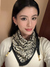絲巾女士春夏磁吸扣三角巾護頸小方巾秋冬保暖圍脖圍巾送女生禮物 柔美山茶花 曬單實(shí)拍圖