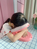 齊納月午睡枕小學(xué)生午睡神器兒童午休枕可調高趴睡枕趴趴枕可拆洗抱枕 粉小公主【可拆洗冰絲枕套】 含枕芯 四檔調高+可拆洗枕套 曬單實(shí)拍圖