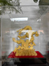 春錦秋鯉絨沙金生肖龍擺件家居客廳酒柜裝飾品龍年吉祥物賀歲工藝禮品 (順豐 支持定制)絨沙金大號(hào)祥龍納福+亞克力罩子 曬單實(shí)拍圖
