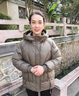 皮爾卡丹（pierre cardin）中年媽媽羽絨服短款時(shí)尚連帽2024新款中年女裝洋氣寬松保暖外套 淺咖 XL120-135斤穿 曬單實(shí)拍圖