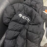 迪桑特（DESCENTE）SKI STYLE 男女同款 防潑水 光熱轉(zhuǎn)能 蓄溫 長款 鵝絨羽絨服 BK-黑色 D4491SDJ55 XL 曬單實(shí)拍圖