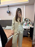 金三塔真絲睡衣女100%桑蠶絲蕾絲寬松舒適家居服套裝禮盒七夕情人節禮物 淺青瓷+經(jīng)典紅色禮盒 M 曬單實(shí)拍圖