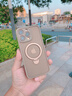 艾派客iPhone16Promax手機(jī)殼旋轉(zhuǎn)磁吸充電支架磨砂防摔散熱保護(hù)套精孔鏡頭全包超薄硅膠簡(jiǎn)約男女款外殼 【沙漠色】360°旋轉(zhuǎn)支架-磁吸充電+鋼化膜 蘋果16Promax 曬單實(shí)拍圖