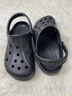 卡駱馳（CROCS）洞洞鞋檀健次同款男鞋女鞋夏季新款戶(hù)外沙灘鞋情侶涼鞋拖鞋 10126-001貝雅/黑色（尺碼偏大） 42 -43(270mm) 曬單實(shí)拍圖