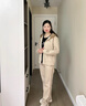 皮爾卡丹（pierre cardin）運動(dòng)套裝女春秋2025新款品牌休閑外套連帽時(shí)尚氣質(zhì)跑步服三件套潮 白色/姜黃（三件套）高品質(zhì) L【適合102斤以下】 曬單實(shí)拍圖