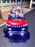 康帥愛(ài)貝美超大號兒童電動(dòng)車(chē)四輪可坐大人1-3-6歲寶寶雙人遙控四驅玩具汽車(chē) 旗艦紅：12V10A超威+皮座軟輪 曬單實(shí)拍圖