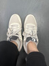 李寧男鞋板鞋秋冬2025新款低幫厚底增高百搭滑板鞋男士潮流運動(dòng)休閑鞋 米白色/風(fēng)鈴灰【青云】 42 曬單實(shí)拍圖