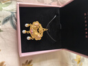 周大福SOINLOVE蜜粉金十里紅妝黃金珍珠錦鯉平安鎖吊墜 VR1274 曬單實拍圖