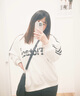 妙奕嘉毛衣女士針織衫外套衣服女裝春秋冬季2025新款慵懶風(fēng)洋氣外穿外搭 紅帽小熊米色毛衣 均碼 【70-130斤】 曬單實拍圖