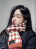 CinvaiKrose本命年紅色圍巾女士2025新款針織毛線(xiàn)學(xué)生保暖圍脖生日圣誕節禮物 菱形格紅色【限定禮盒包裝】 曬單實(shí)拍圖
