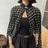 JIASHENGXI 防曬小披肩春夏季新款時(shí)尚百搭短款雪紡防曬衣薄款騎車(chē)遮陽(yáng)斗篷開(kāi)衫 黑波點(diǎn) 有袖 均碼 曬單實(shí)拍圖