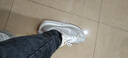 耐克（NIKE）男鞋冬季新款男士運動(dòng)休閑鞋子AIR MAX氣墊鞋緩震透氣跑步鞋子男 灰白色 /后掌氣墊 42.5 曬單實(shí)拍圖