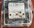 國際電工86型白色時(shí)尚美學(xué)開關(guān)插座面板墻壁暗裝家用單開多開單控多控開關(guān) 二開雙控 曬單實(shí)拍圖