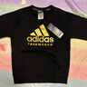 阿迪達斯 （adidas）童裝秋冬季  內(nèi)搭衛(wèi)衣套頭衫 長袖上衣  黑/金 128 曬單實拍圖