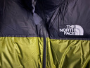 the North Face北面美版1996 RETRO NUPTSE羽絨馬甲男女款700蓬(鴨絨鵝絨隨機) NF0A3JQQ男款PIB-橄欖綠 L 曬單實拍圖