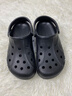 卡駱馳（CROCS）洞洞鞋檀健次同款男鞋女鞋夏季新款戶(hù)外沙灘鞋情侶涼鞋拖鞋 10126-001貝雅/黑色（尺碼偏大） 42 -43(270mm) 曬單實(shí)拍圖