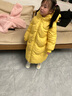 笛莎（DEESHA）童裝女童2024冬季新款女寶寶可愛糖果色三防中長款加厚連帽羽絨服 暖黃色 120 曬單實(shí)拍圖