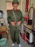際華萬國65式軍綠套裝的確良男女老兵聚會服裝7080年代知青老式綠色演出服 的確良-薄款【全套】 正2號（建議高168-173重100-140) 曬單實拍圖