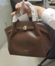 拉菲斯汀小懶包2025新款包包棕真皮女包單肩斜挎包通勤手提包 622300 果仁棕-大號 | 質(zhì)感亮面 曬單實(shí)拍圖
