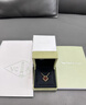 梵克雅寶（Van Cleef & Arpels）項(xiàng)鏈四葉草18K紅玉髓幸運(yùn)星小紅花項(xiàng)鏈送女友節(jié)七夕送禮 中號 紅玉髓 VCARD38500 15mm 曬單實(shí)拍圖