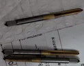 HSS高硬度鍍鈦全磨絲攻機用絲攻手動(dòng)絲錐螺旋攻牙M3M4M5M6M12M20 直槽M4*0.7鍍鈦 曬單實(shí)拍圖