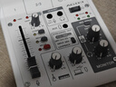 YAMAHA 雅馬哈AG03MK2調(diào)音臺(tái)外置聲卡唱歌直播錄音電腦錄音設(shè)備電容麥克風(fēng)K歌調(diào)音臺(tái) AG03MK2白色 曬單實(shí)拍圖
