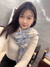 鄂爾多斯市產(chǎn)羊絨格子圍巾女冬季韓版百搭情侶保暖圍脖男禮物潮披 灰色收藏加購贈送購物袋 曬單實(shí)拍圖