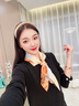 瑪麗亞·古琦桑蠶絲綢小方巾高檔媽媽生日禮物絲巾女禮盒裝花沐清風(fēng)橘黃 曬單實拍圖