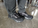 On 昂跑 Cloudrunner 2 Waterproof 男款入門緩震支撐防潑水跑鞋 Magnet/Black 磁石灰/黑色 43 推薦選大半碼 曬單實拍圖