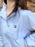 TOMMY JEANS【輕薄連帽】25秋冬女裝復古潮流美式休閑運動夾克外套 天藍色C3Q M （推薦：115-125斤） 曬單實拍圖