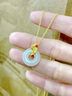 中國(guó)黃金（CHINA GOLD）雙錦鯉黃金項(xiàng)鏈女足金鑲和田玉平安扣吊墜七夕情人節(jié)禮物送女朋友 足金雙錦鯉平安扣吊墜【贈(zèng)銀鏈】【紀(jì)念品】 曬單實(shí)拍圖