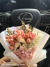 伊姿秀（yizixiu）車載創(chuàng)意出風(fēng)口手工干花束香水女?dāng)[件車內(nèi)汽車空調(diào)香薰夾裝飾 粉滿天星粉繡球 曬單實拍圖