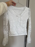 FSAT2025新款辣妹純欲白色蕾絲v領(lǐng)長(cháng)袖t恤女春夏季修身內搭打底衫上衣 蕾絲上衣 L 55/60kg 曬單實(shí)拍圖