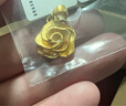 周六福  黃金吊墜女款足金鏤空玫瑰花朵掛墜掛墜 計價(jià) 2.89g 曬單實(shí)拍圖