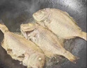 RWTW丘炒鍋不粘鍋無涂層鐵鍋純手工黑鍋鍛打家用炒菜鍋燃?xì)庠钸m用 【宗師級鏡面款】黑鍋 30cm 曬單實拍圖