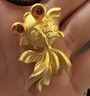 漢秀黃金錦鯉吊墜足金長(zhǎng)尾金魚項(xiàng)鏈幸運(yùn)掛墜520情人節(jié)禮物送老婆女友 錦鯉吊墜特大(金重約:7.67克) 曬單實(shí)拍圖