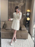 她芙（tafu）品牌女裝小香風(fēng)連衣裙套裝女2025年春秋新款法式名媛氣質(zhì)收腰短裙 米黃色 M 曬單實(shí)拍圖