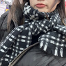 妙奕嘉圍巾女2024新款長款格子格紋情侶圍巾保暖護(hù)頸圍脖高顏值新年禮物 井字格貼布圍巾【黑色】 曬單實(shí)拍圖