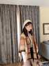 VINEY披肩女2025新款圍巾女格子百搭空調(diào)房斗篷護(hù)肩頸毛毯女外搭送女友 楓葉黃-高端禮盒裝 曬單實(shí)拍圖