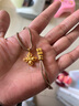 老鋪黃金古法手工足金項(xiàng)鏈 · 十字金剛杵吊墜（繩鏈款） 小號(hào)金重約8.8g 曬單實(shí)拍圖