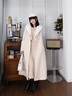 逸紅顔（E.Beauty）瀟柔2025年春裝新品羊毛刺繡陳都靈影視劇同款復(fù)古大衣 米色 M 曬單實(shí)拍圖