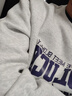 真維斯（Jeanswest）衛衣男女同款2025秋款加固領(lǐng)口設計青少年寬松休閑風(fēng)打底衫外套男 米灰（JZS弧藍字） XL 曬單實(shí)拍圖