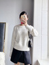 ELAND衣戀毛衣女純色簡(jiǎn)約圓領(lǐng)胸前印花長(zhǎng)袖舒適休閑上衣25春新款 象牙白/白色(39)Ivory S 曬單實(shí)拍圖