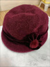 歐凡迪中老年帽子圍巾手套三件套中年媽媽奶奶老人老年人冬季保暖 圍巾手套禮盒送女生【好物】 酒紅圍巾+酒紅帽子+酒紅手套 曬單實(shí)拍圖