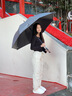 左都（ZUODU）碳纖維長(cháng)柄雨傘黑膠遮陽(yáng)傘超輕加大加厚結實(shí)抗風(fēng)傘晴雨兩用雙人傘 【摩登灰】碳纖維+黑膠防曬+晴雨 曬單實(shí)拍圖