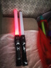 躍越激光劍星球大戰可伸縮光劍發(fā)光玩具熒光棒激光棒閃光棒二合一七彩 1支-紅/有聲(可伸縮) 原力 曬單實(shí)拍圖
