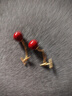 伊燦新年長(cháng)款流蘇酒紅色耳釘女小眾高級感耳飾2025年新款爆款氣質(zhì)耳環(huán) 長(cháng)款流蘇酒紅色耳墜 曬單實(shí)拍圖