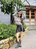伊琦蕾（YIQILEI）復(fù)古風(fēng)印染半身裙女2025春季新款辣妹風(fēng)高腰顯瘦不規(guī)則裙擺短裙潮 黑色 S 曬單實(shí)拍圖