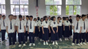 辛蔚畢業(yè)季學(xué)院風(fēng)班服初中高中學(xué)生合唱團(tuán)演出運(yùn)動(dòng)會(huì)詩歌朗誦比賽套裝 女白短襯衫+藏青百褶裙+藏青領(lǐng)結(jié) XL 曬單實(shí)拍圖